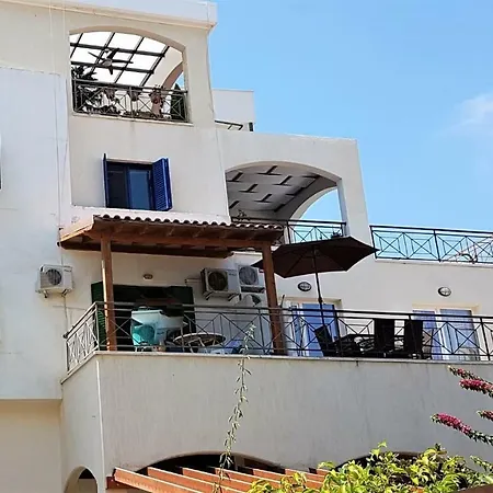 Galatex Beach Apt On The Sea Limisso
