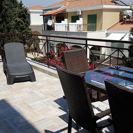 Galatex Beach Apt On The Sea * Λεμεσός